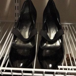 DKNYC heels size 6 1/2